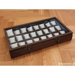 SKRZYNECZKA KASETKA GABLOTA...